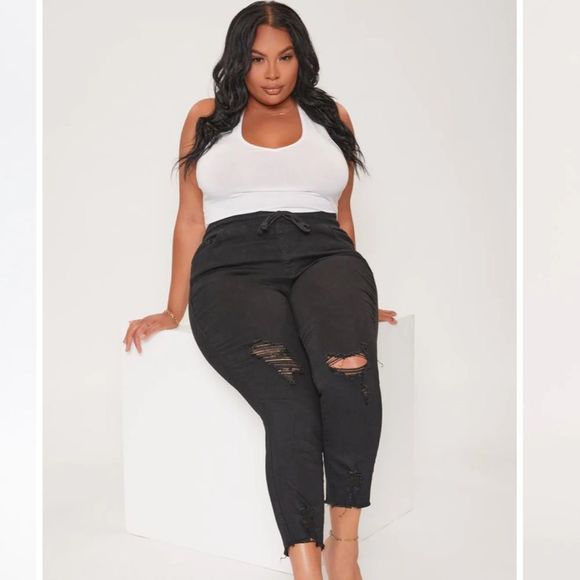 YMI High Rise Ankle Distressed Joggers NWT - Picture 2 of 7